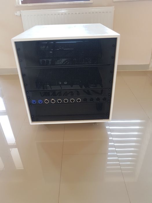 Sistem audio profesional ( boxe, subwoofer, rack  )