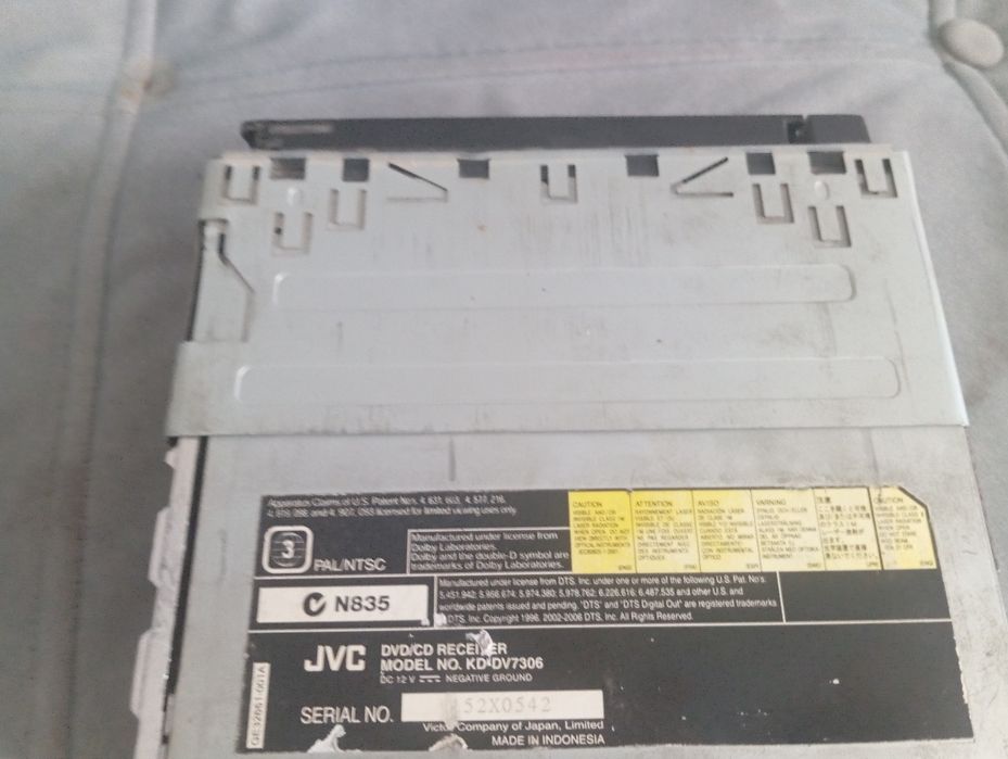 Продаётся магнитола JVC