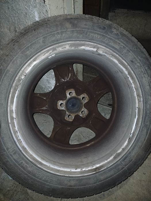 205/55R16 Good Year гуми с джанти