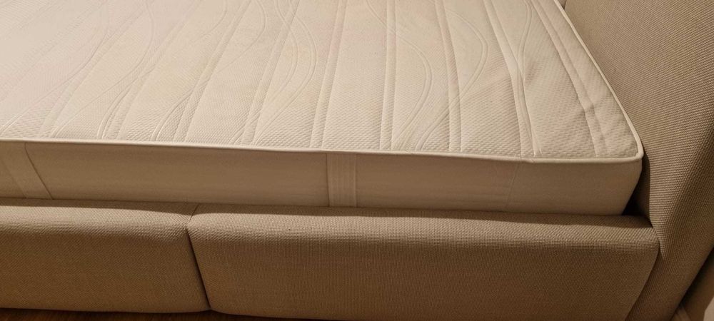 Saltea aproape noua 160x200x25