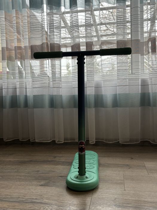 Trump skoot Тротинетка