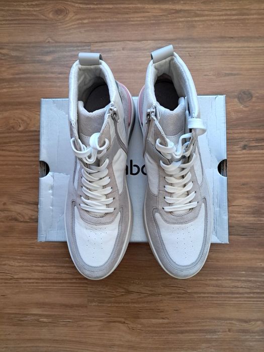 Gabor Естествена кожа и велур