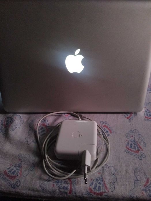 Assalomu alaykum va rohmatullohi va barokatuh! Macbook pro sotiladi