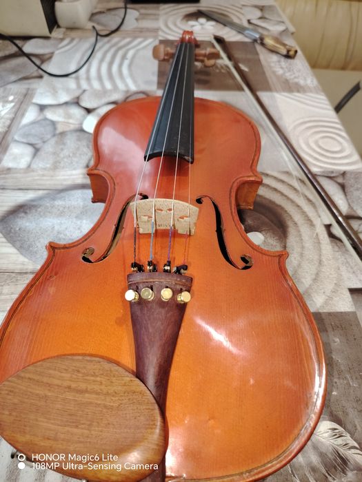 Vioara 4/4 fabricație Anglia
