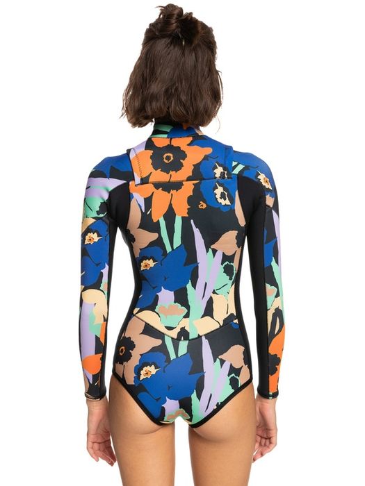 Нов Roxy неопренов костюм