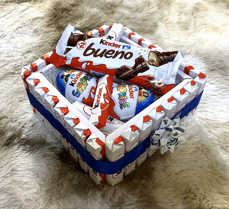 Подаръчни кутии и букети