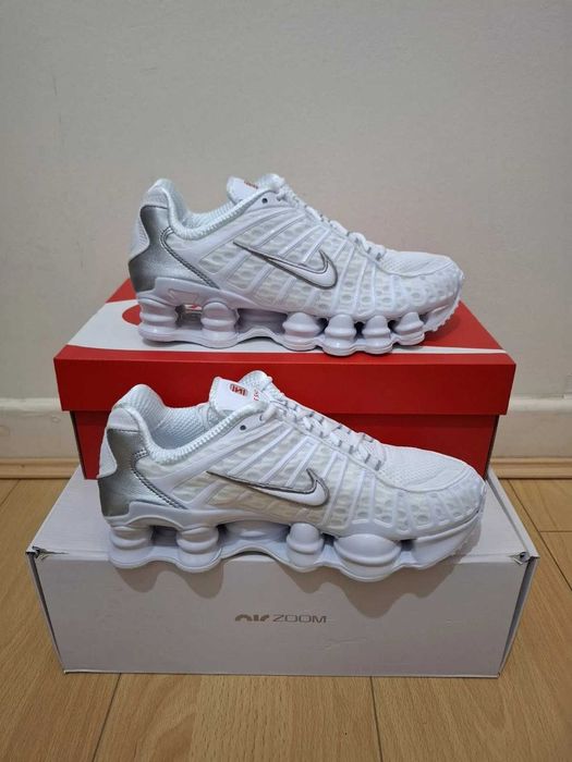 Nike Air SHOX TL Plus Triple White (всички номера от/до 40-46)
