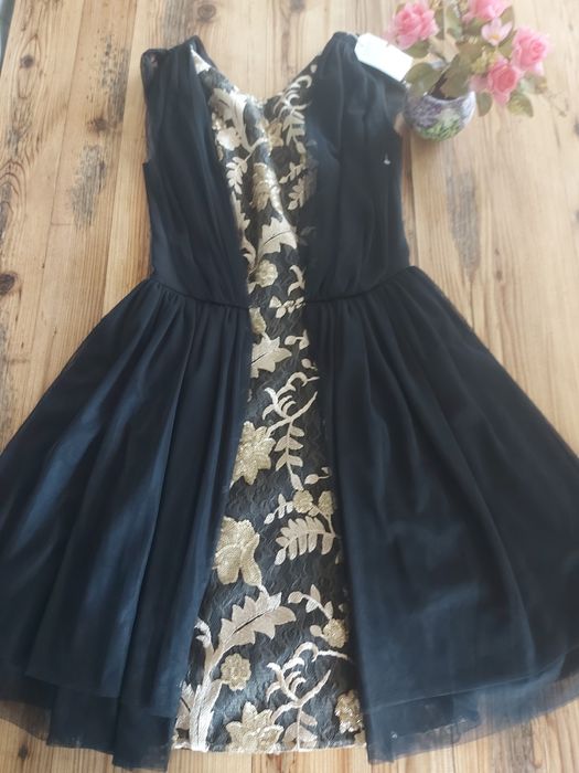 Страхотна официална черна рокля