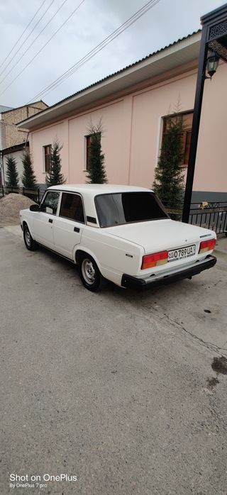 Vaz 2107 сотилади 2003 йил