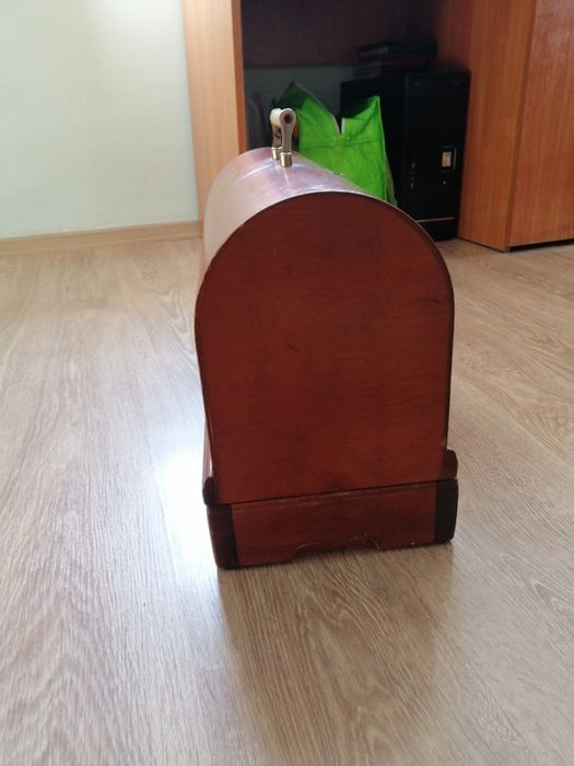 Стара ръчна руска шевна машина Union