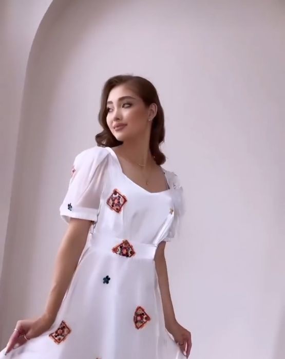 Продам шикарное модное платье 42-44р