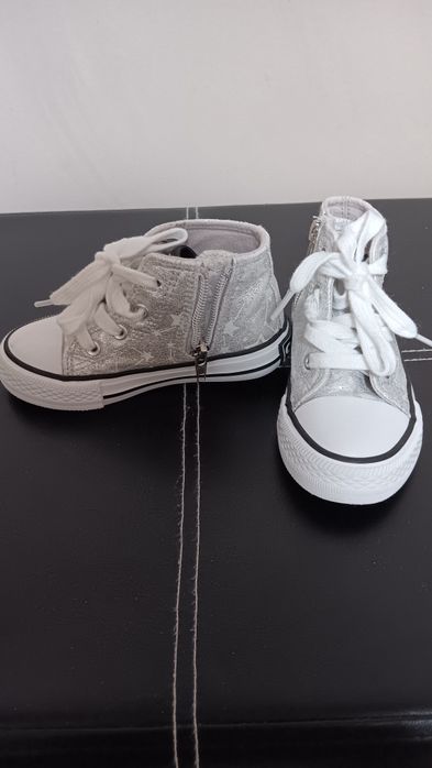 Бебешки сребърни високи маратонки Glows in the Dark Stars