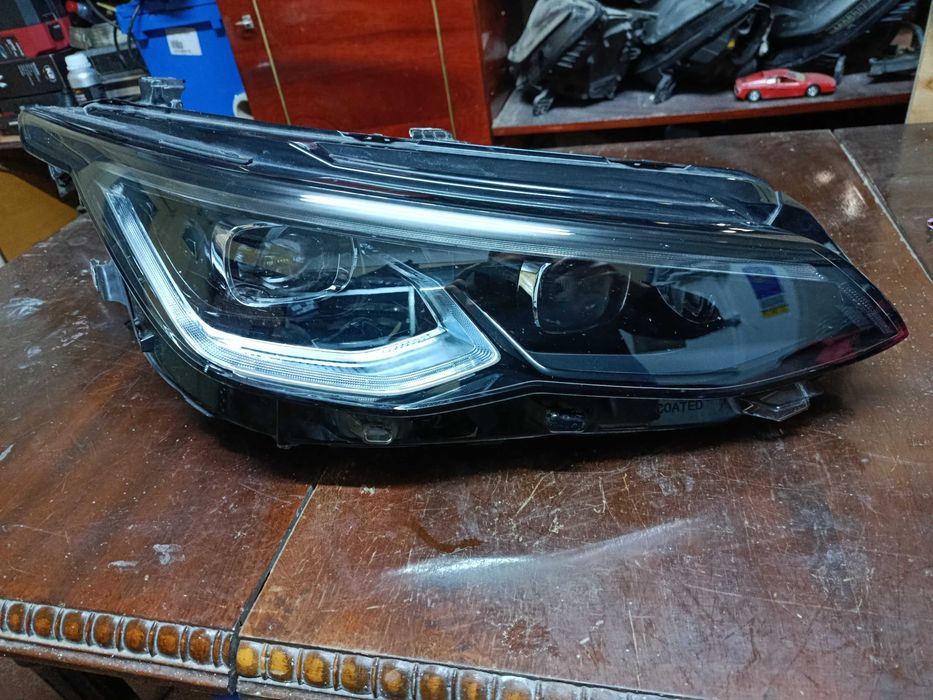 Far dreapta vw golf 8 5H1941060N full led IQ
