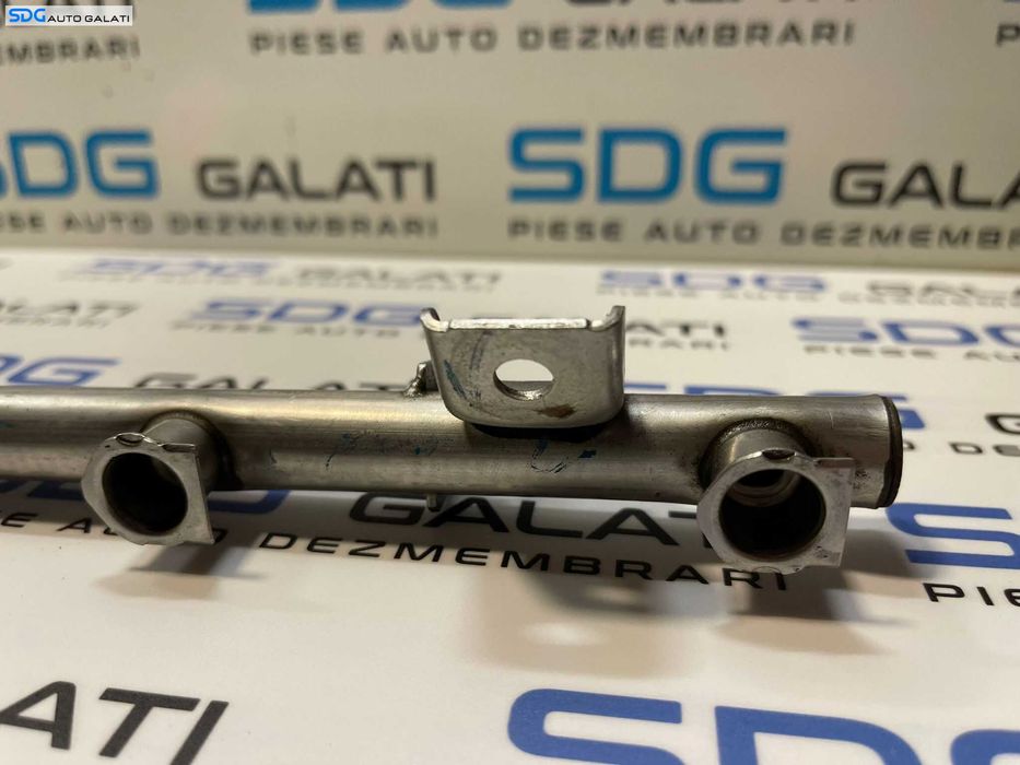 Rampa Presiune Injectoare Mercedes Clasa C Class W203 C180 C200 1.8 2.0 Kompressor 2001 - 2007 Cod A1110703095 1110703095 [2240]