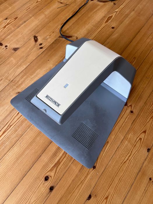 Робот прахосмукачка Ecovacs Deebot D56