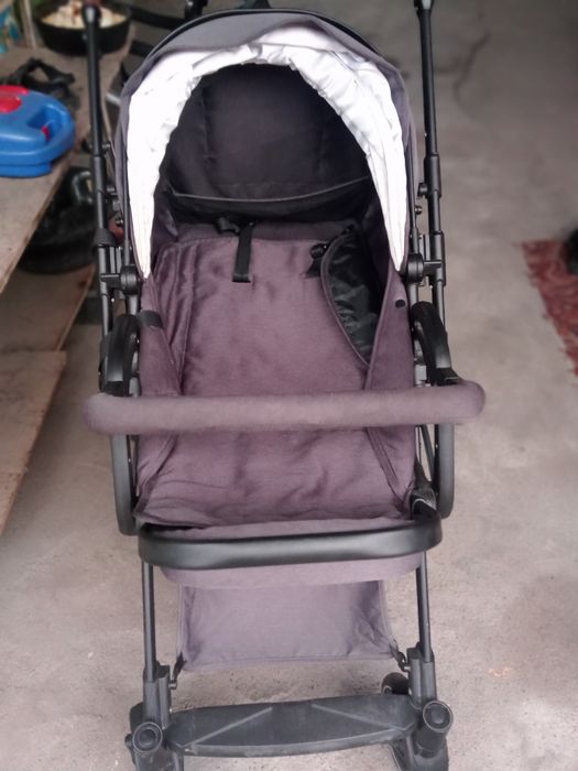 Продам коляску б/у