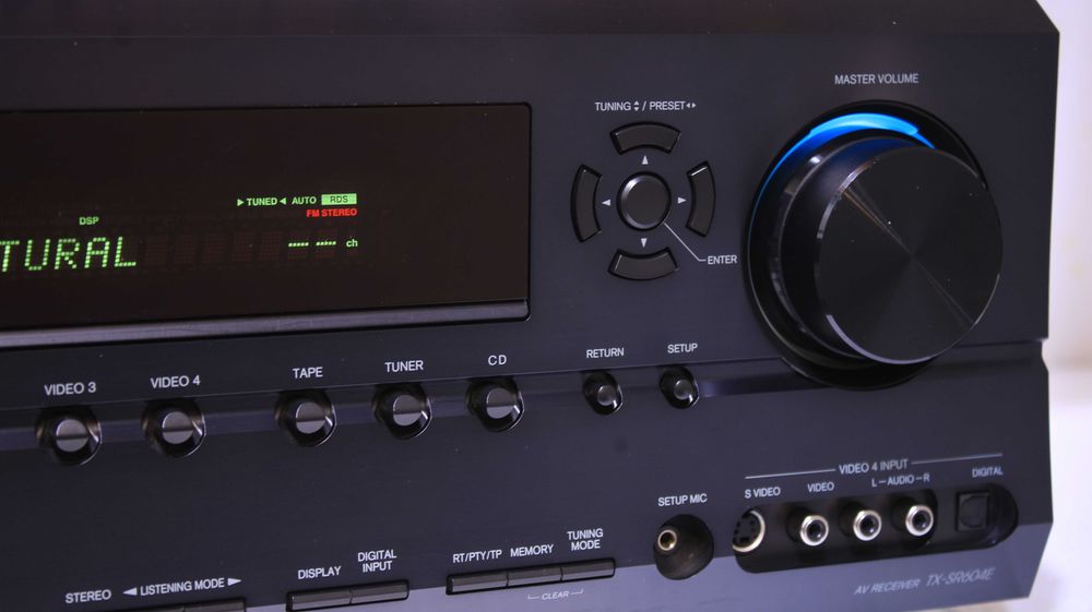 Statie/Tuner Onkyo,2x115W+telecomanda.