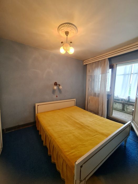 Vind 3camere tiglina 1 etaj3