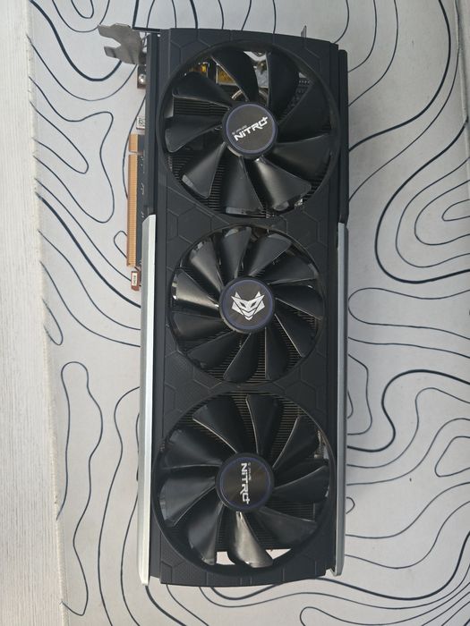 Видеокарта amd sapphire rx 5700xt в хорошем состоянии