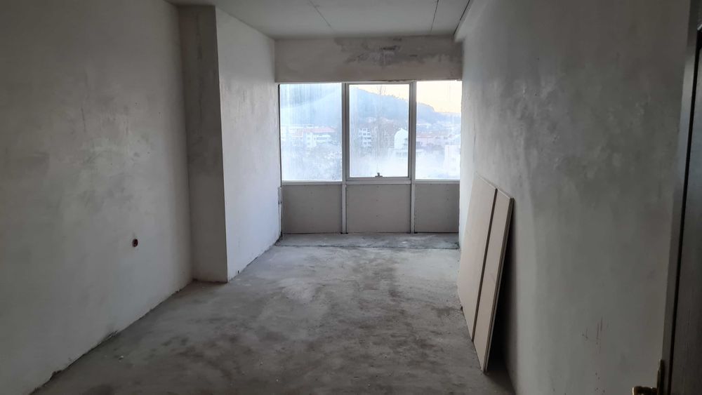 Продава се Тристаен апартамент в Асеновград - 122 кв.м за 820 €/кв.м - Снимка #3