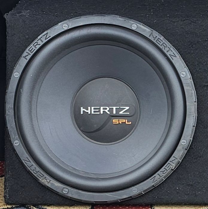 Сабвуфер HERTZ + Моноблок CLARION 2000Вт