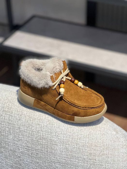 Зимние обувь тапички и башмаки