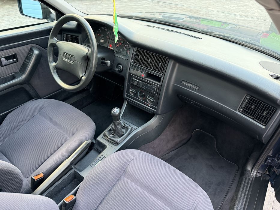 Audi 80 1.9 TDi ~ A.C - Clima ~