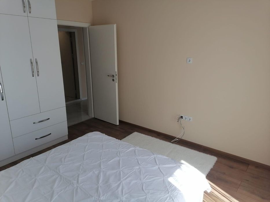 Дава се под наем Тристаен апартамент в Пловдив, Център - 100 кв.м за 1300 € - Снимка #5