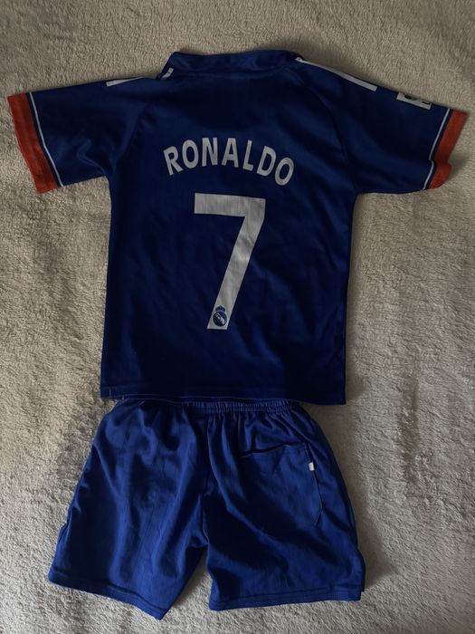 Продам форму Реала Роналду ретро