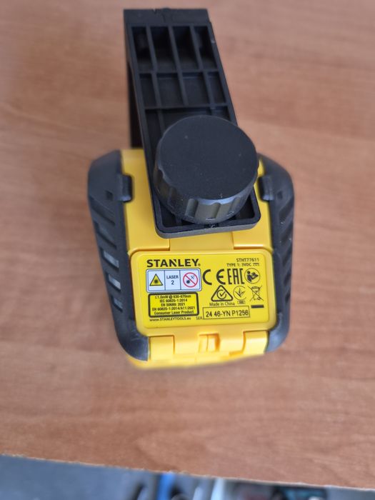 Laser Stanley lumina rosie 2bateri 1.5v AAA