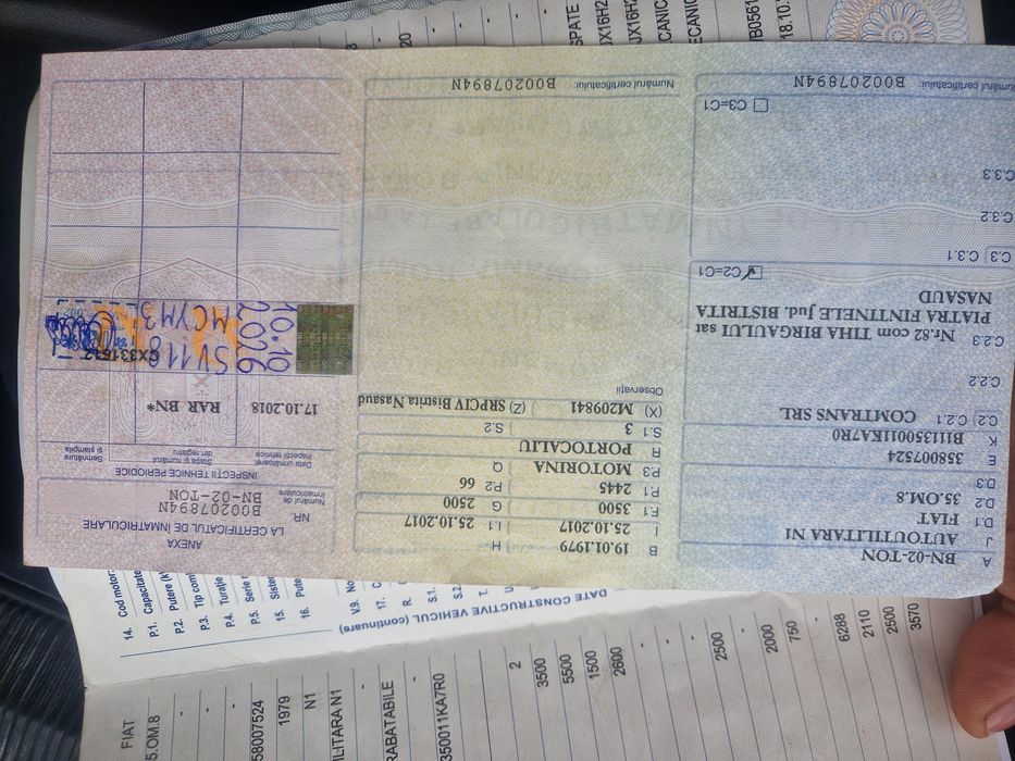 Vînd camionetă fiat 3.5t cu macara ridică 1200kg