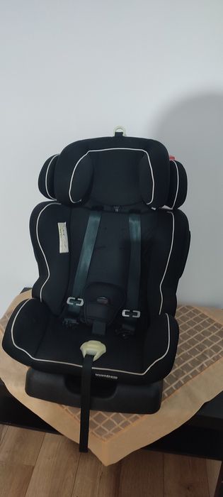 Scaun auto pentru copii