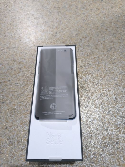 Продам OnePlus 9   12/256gb