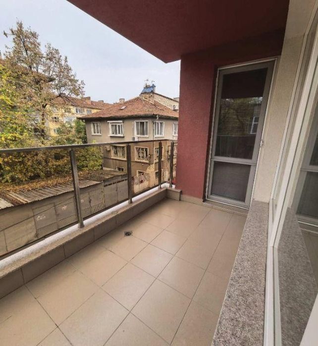 Дава се под наем Тристаен апартамент в Пловдив, Каменица 1 - 94 кв.м за 800 € - Снимка #9