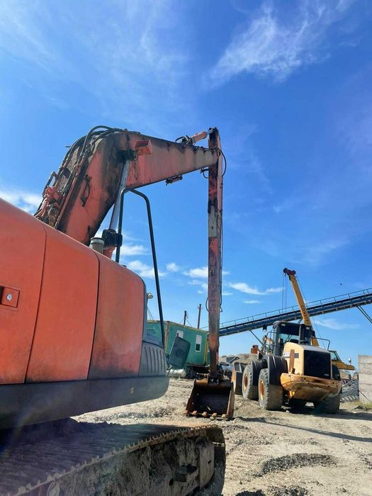 Excavator Hitachi ZX250 Brat lung