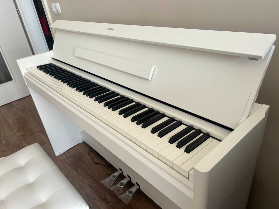 Продавам дигитално пиано Yamaha Arius YDP-S55 – бяло, ново + гаранция