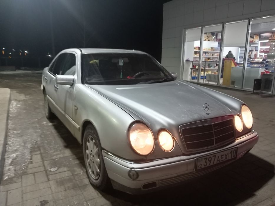 Мерседес лупарик 210