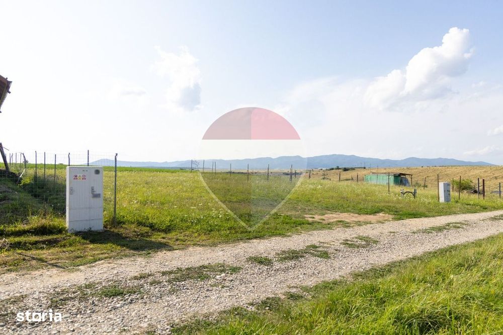 Teren intravilan de vanzare 1.100 mp