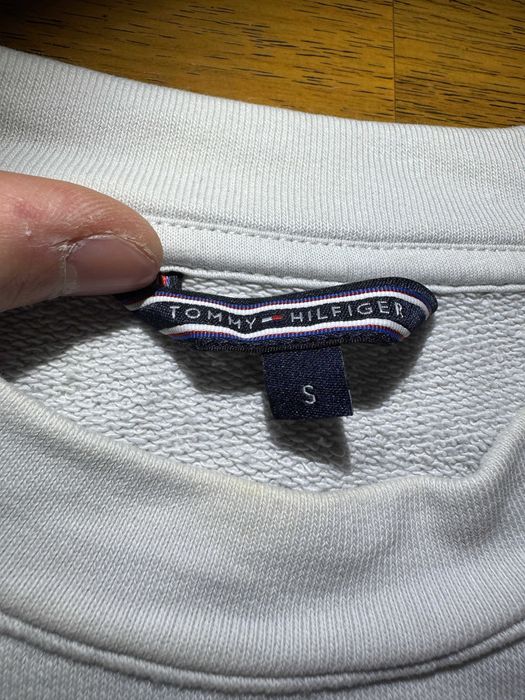Bluză Tommy Hilfiger originală mărimea S – stare bună, defect mic