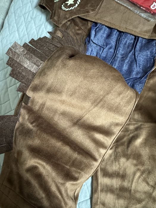 Продам карнавальный костюм Ковбой