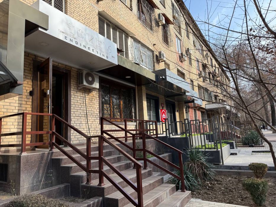 Ц2 Сдается в Аренду Коммерческое помещение, 96м2. Ор-р Алайский, Аллея