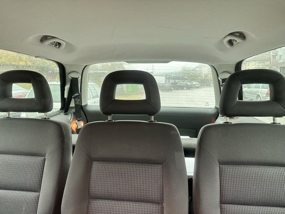 Volkswagen Sharan на части