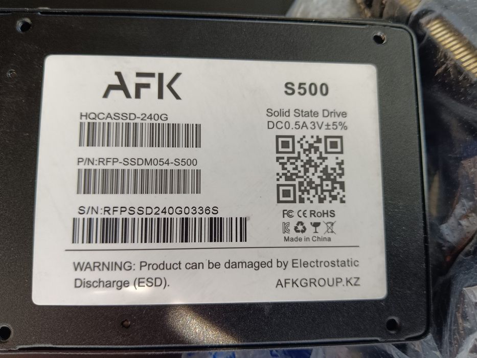 SSD SATA  240 гб