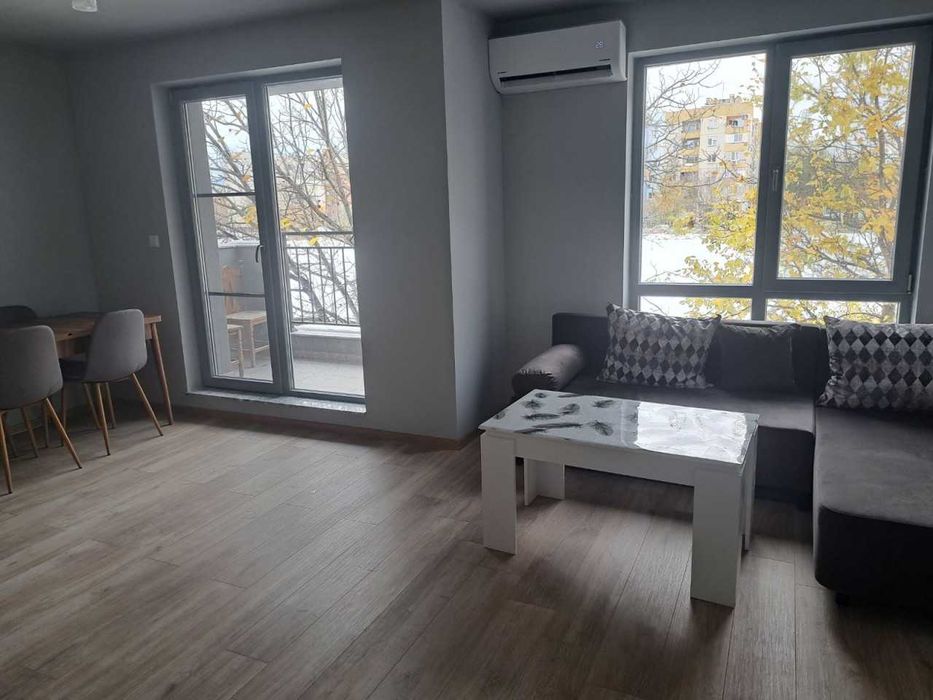 Дава се под наем Тристаен апартамент в Пловдив, Тракия - 74 кв.м за 425 € - Снимка #3