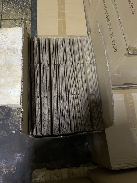 Продам коробки б/у