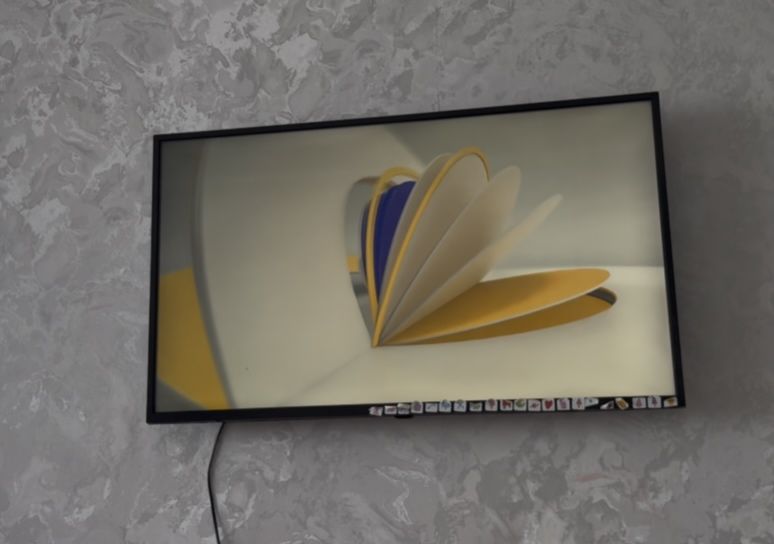 Продам телевизор  lg