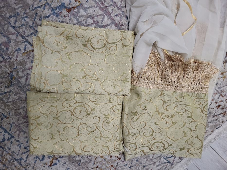 Продам шторы с ламбрикеном