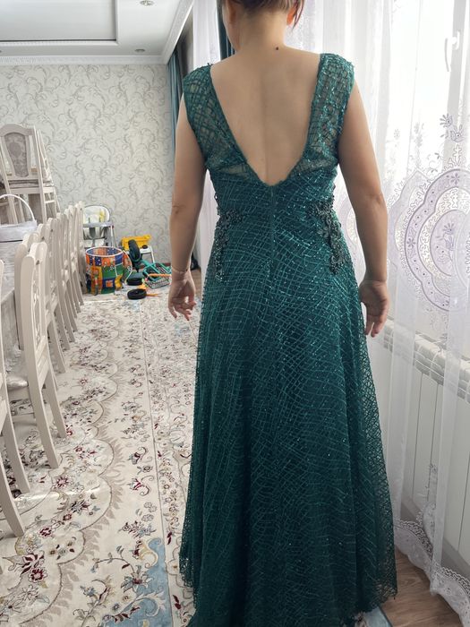 нарядное платье на мероприятие