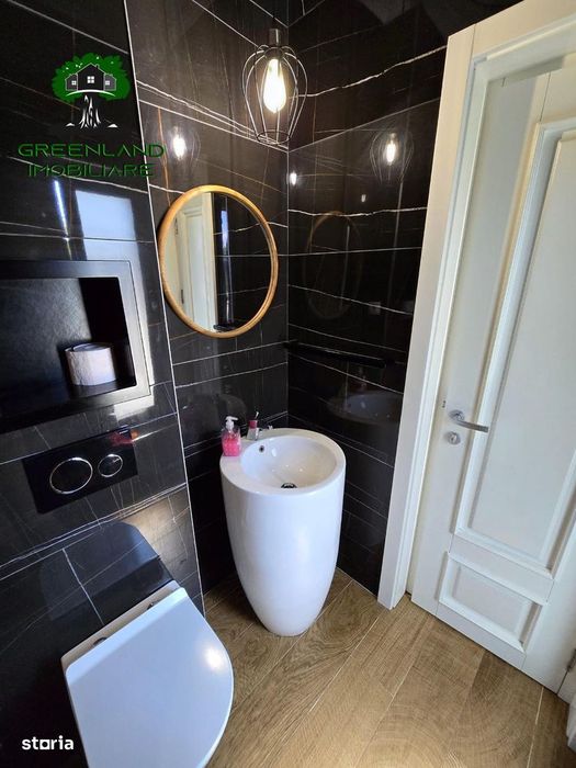 Vila de lux, 5 camere, 3 bai, 206 mp, 560 mp teren, Cug, langa oras