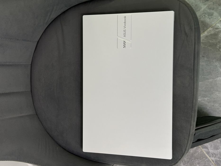 Ноутбук Asus vivobook